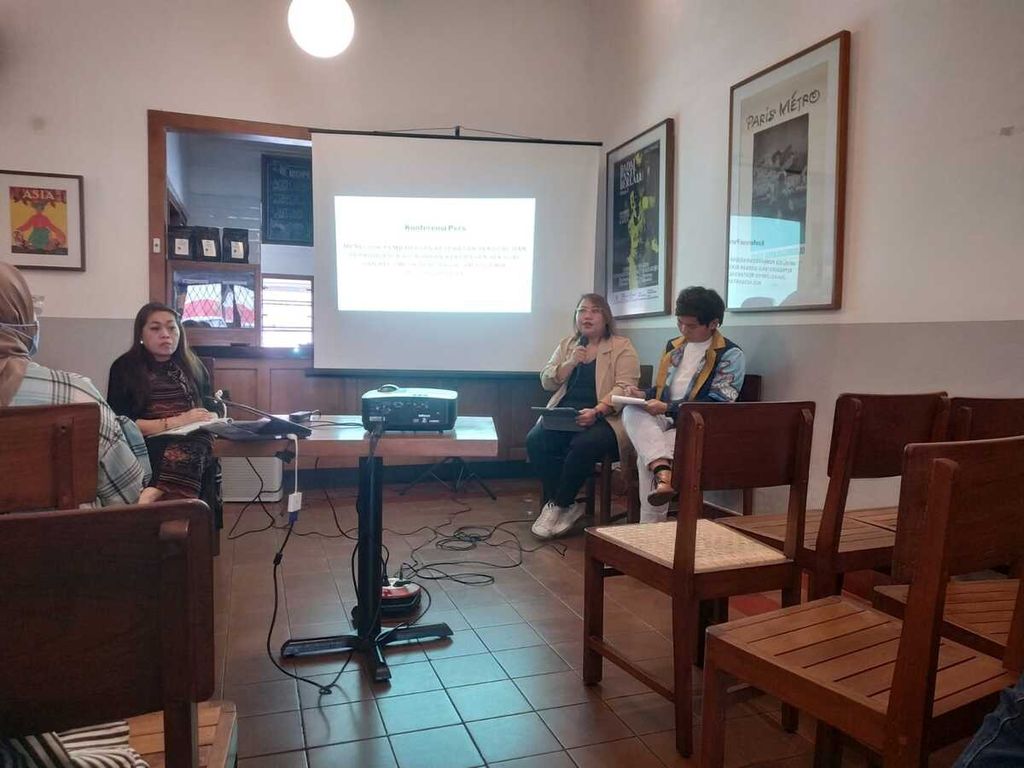Konferensi pers dengan tema “Menelisik Pembahasan Kesehatan Seksual dan Reproduksi bagi Korban Kekerasan Seksual dan Kelompok Rentan dalam Polemik RUU Kesehatan”, Jumat (2/6/2023), di Menteng, Jakarta Pusat.