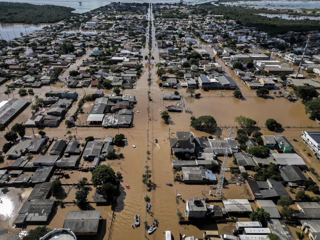 Pemandangan udara wilayah Eldorado du Sul, Negara bagian Rio Grande do Sul, Brasil, 9 Mei 2024. Banjir bandang merendam sebagian besar wilayah tersebut. 
