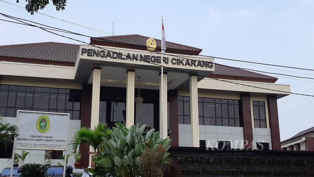 Pengadilan Negeri Cikarang, Kabupaten Bekasi, Jawa Barat, Senin (24/7/2023).