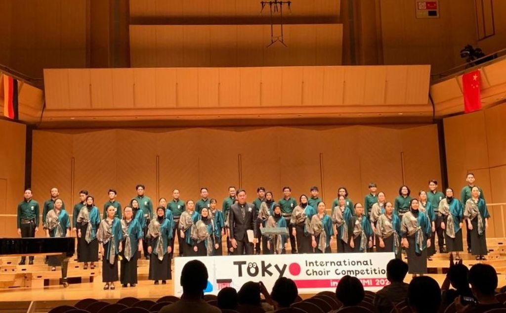 Paduan suara asal Indonesia meraih sejumlah penghargaan dalam Tokyo International Choir Competition (TICC) ke-5 di Jepang.