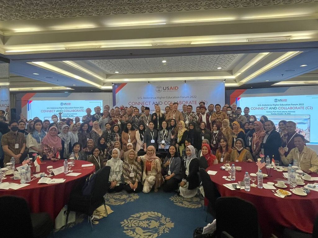 Kerja sama perguruan tinggi Indonesia dengan perguruan tinggi Amerika Serikat didukung lewat program Connect and Collaborate (C2) 2022 US-Indonesia Higher Education Forum yang digelar US Agency for International Development (USAID).