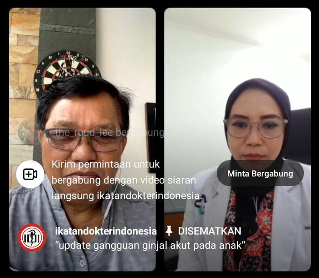 Juru Bicara Kementerian Kesehatan Mohammad Syahril Mansyur (kiri) dan Yuli Suciati Dokter Spesialis Rehab Medik (kanan) dalam siaran langsung di akun Instagram resmi Ikatan Dokter Indonesia Jumat (18/11/2022).