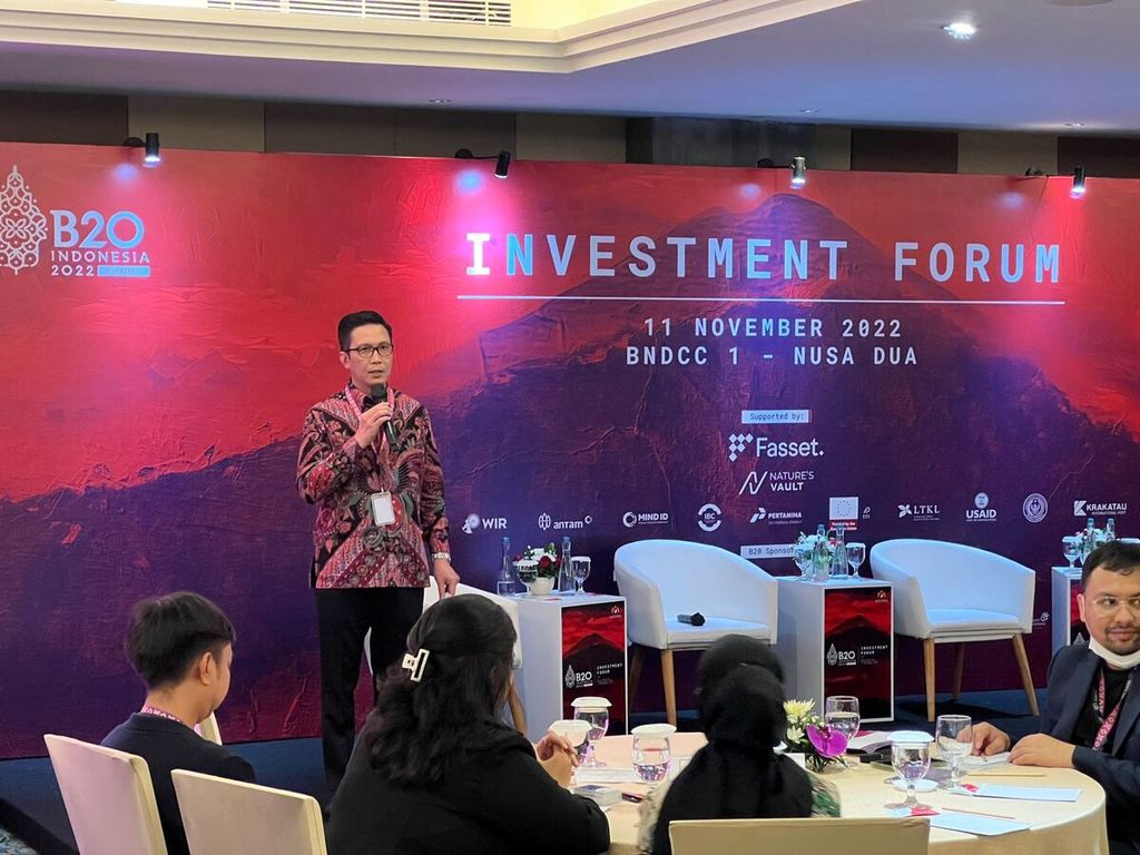 Jeffrey Hendrik Direktur Pengembangan Bursa Efek Indonesia dalam Peluncuran Indeks LQ45 Low Carbon di Nusa Dua, Bali, Jumat (11/11/2022)