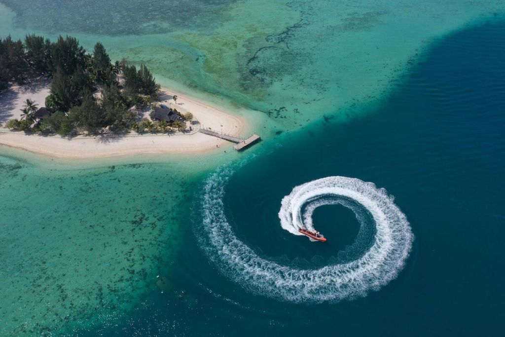 Foto udara Pulau Bokori di Konawe, Sulawesi Tenggara, pada Oktober 2023. Pulau yang berjarak 24 kilometer dari Kendari ini menjadi salah satu lokasi wisata yang rutin dikunjungi pelancong.