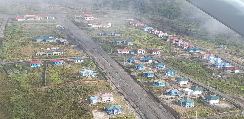 Pemandangan Distrik Ilaga, ibu kota Kabupaten Puncak, Papua, dari udara pada Desember 2019.