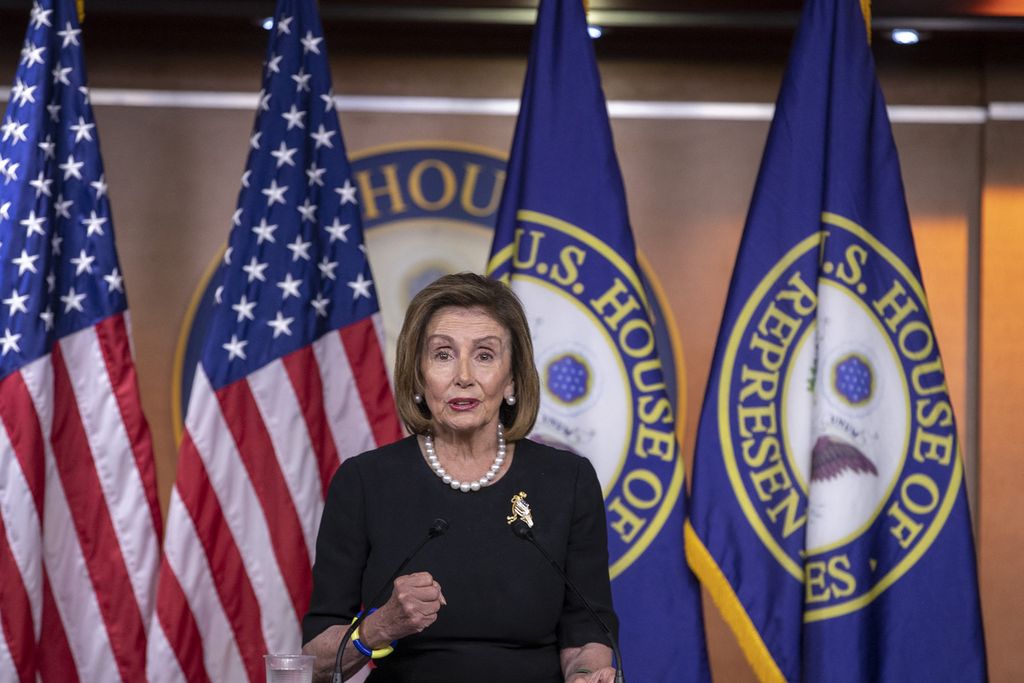 Ketua DPR AS Nancy Pelosi dalam acara konferensi mingguan di Washington DC, AS, 14 Juli 2022. Rencana kunjungannya ke Taiwan memicu ketegangan baru antara AS dan China.