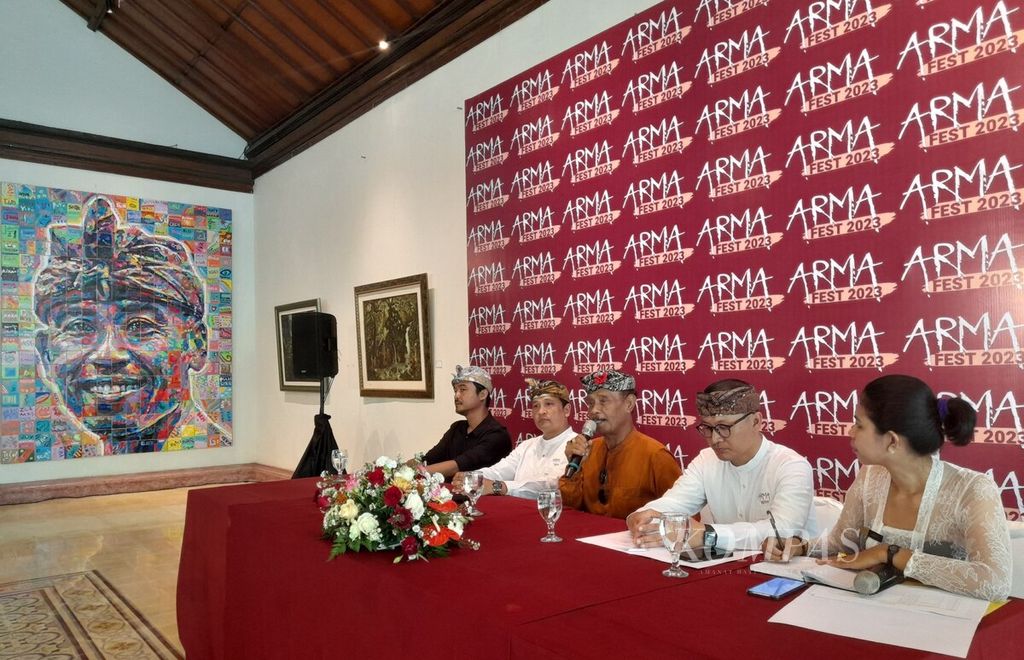 Sesi konferensi pers Museum Seni Agung Rai (ARMA) Ubud di Museum ARMA Ubud, Gianyar, Bali, Senin (4/12/2023). 