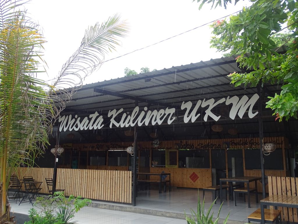 Wisata kuliner Kota Kupang yang tampak sepi karena, antara lain, belum dipromosikan secara<i> online</i>.