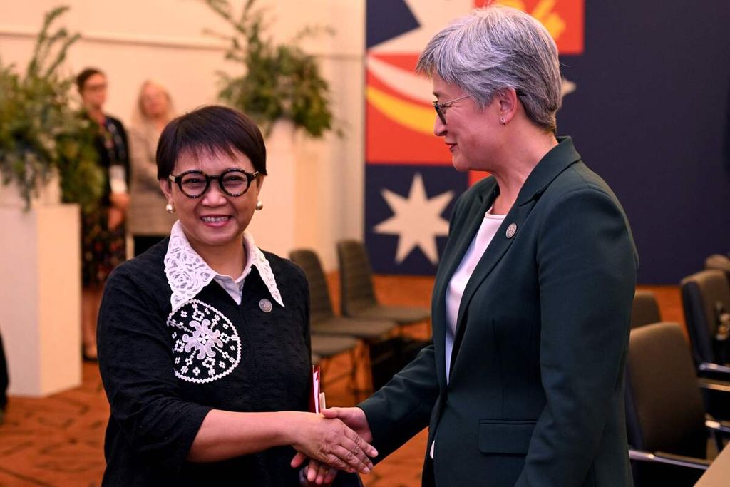 Menteri Luar Negeri Retno Marsudi menggelar pertemuan dengan Menlu Australia Penny Wong pada KTT Khusus ASEAN-Australia di Melbourne, Australia, Senin (4/3/2024). 