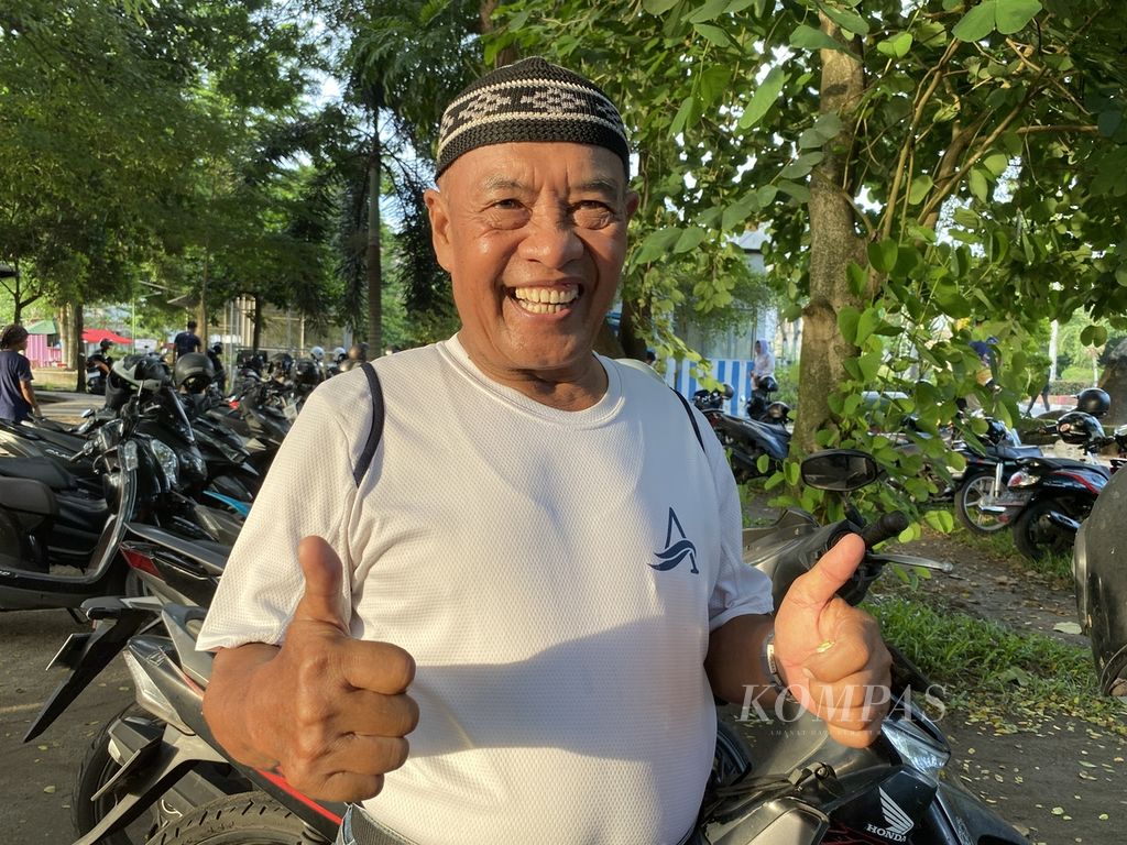 Supriyanto (71), warga Kota Mataram, Nusa Tenggara Barat, yang rutin berlari sore di Taman Udayana saat ditemui pada Rabu (10/1/2024).