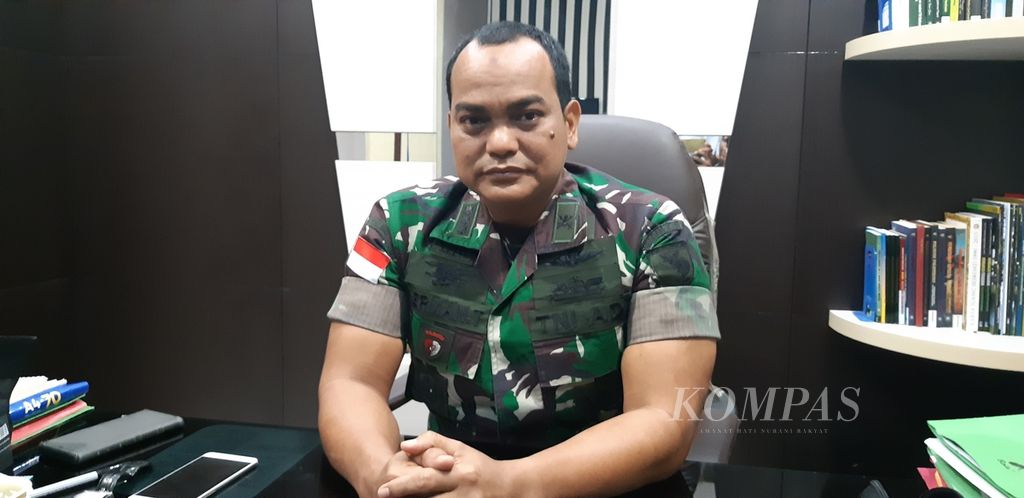 Kepala Penerangan Komando Daerah Militer XVII Cenderawasih Kolonel Kav Herman Taryaman di Jayapura pada Selasa (1/10/2022).