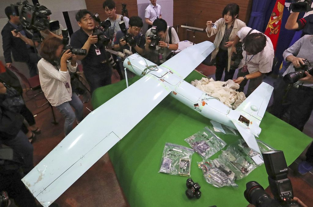 Dalam foto pada Juni 2017 ini terlihat pesawat nirawak yang diduga diterbangkan Korea Utara ke Korea Selatan. Setidaknya lima pesawat sejenis diterbangkan Korut ke Korsel pada Senin (26/12/2022).