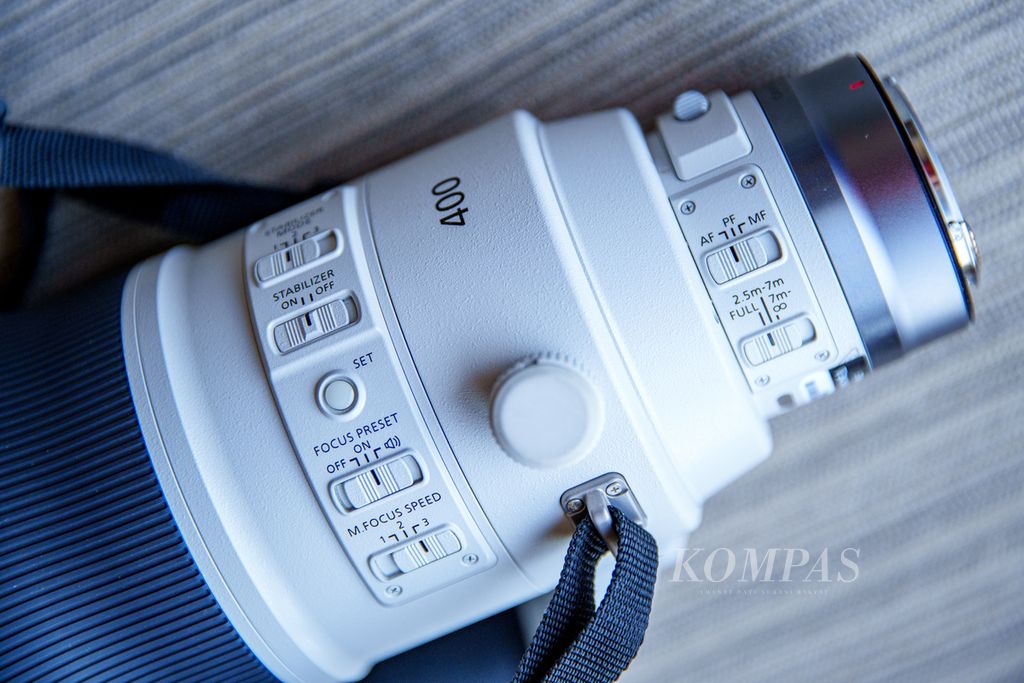 Mode yang tersedia pada lensa Canon RF400mm f/2.8L IS USM. 