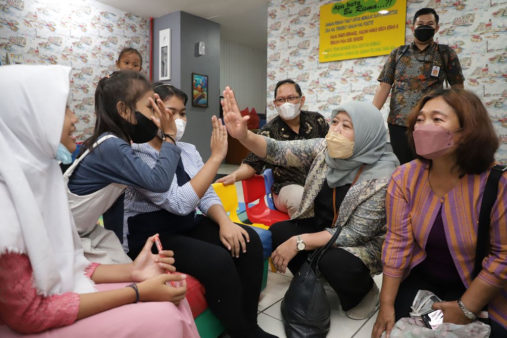 Tim Verifikasi Kota Layak Anak dari Kementerian Pemberdayaan Perempuan dan Perlindungan Anak (PPPA) sedang melakukan kunjungan di Kota Surabaya pada Kamis (7/7/2022).
