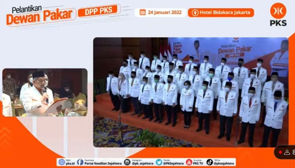 The President of the Prosperous Justice Party (PKS) Amhad Syaikhu inaugurated the ranks of the PKS Expert Council for the period 2021-2025 at the Bidakara Hotel, Jakarta,  on Monday (24/1/2022).