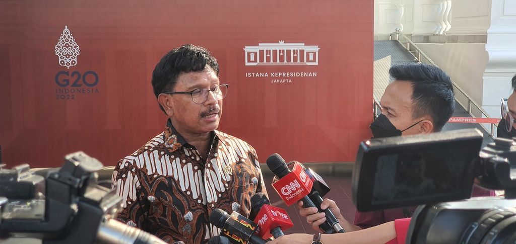 Johny G Plate Menteri Komunikasi dan Informatika.
