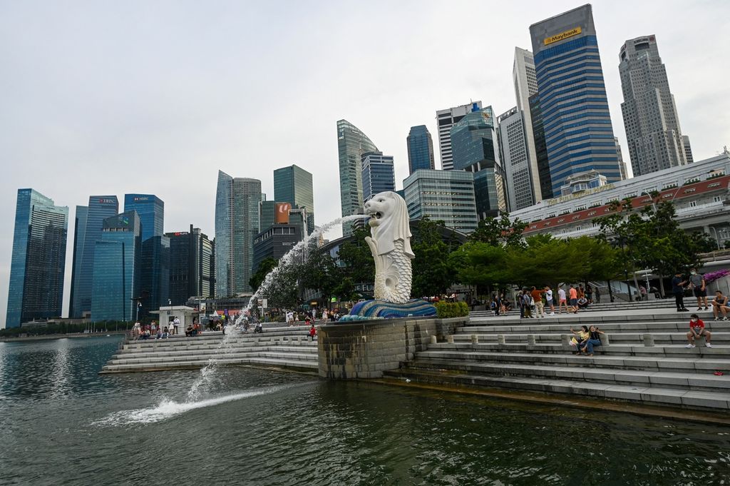 Perguruan terkemuka dunia di Singapura, NUS dan NTU, menawarkan beasiswa pascasarjana bagi anak muda Indonesia.  Tawaran beasiswa ada yang bekerja sama dengan Pemerintah Indonesia, ada juga dari kampus. 