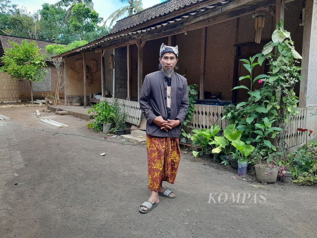  Widie Nurmahmudy (44), pendiri sekolah adat Kampoeng Batara, Banyuwangi, sekaligus pemberdaya masyarakat sekitar.
