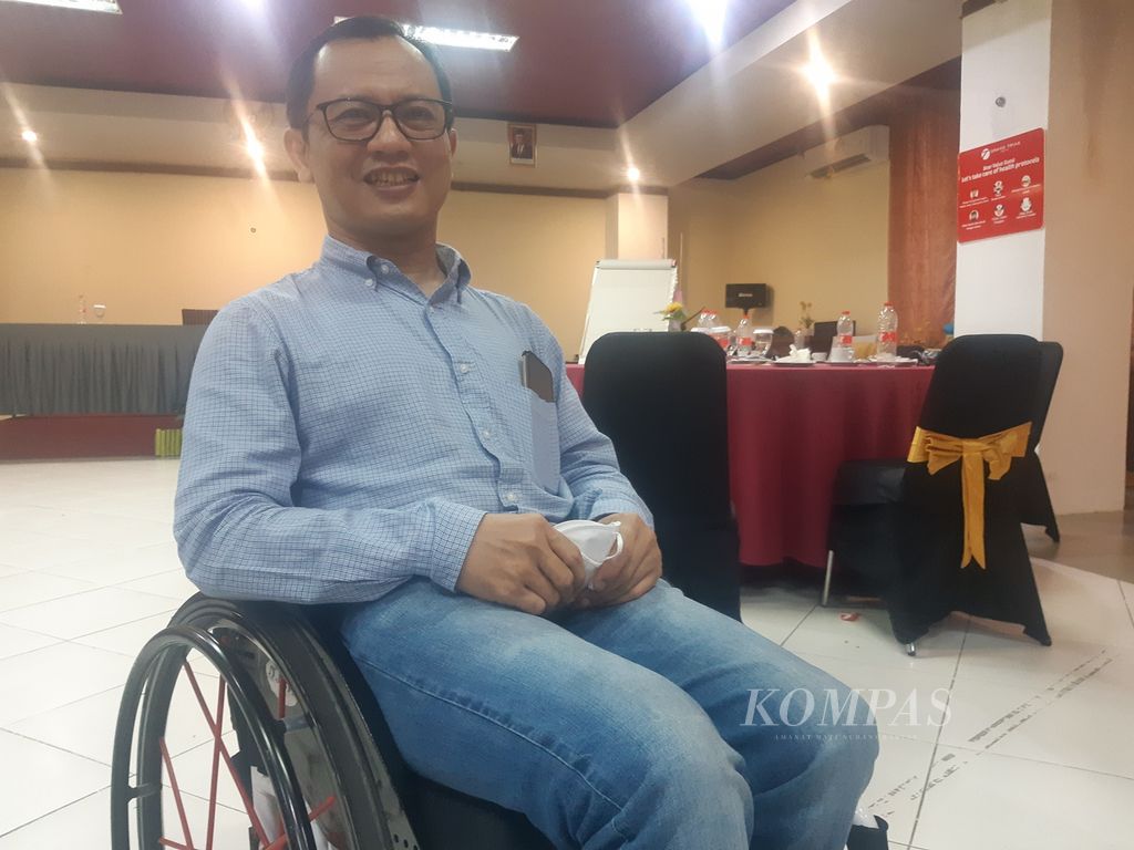 Bahrul Fuad, komisioner Komnas Perempuan, saat menghadiri pelatihan terkait disabilitas dan lansia di Cirebon, Jawa Barat, Jumat (11/3/2022).