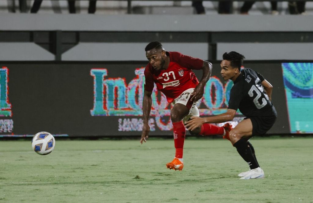 Bali United FC bermain seri 1-1 melawan Terengganu FC pada laga kedua fase Grup G Piala AFC 2023/2024 di Stadion Kapten I Wayan Dipta, Gianyar, Rabu (4/10/2023). 