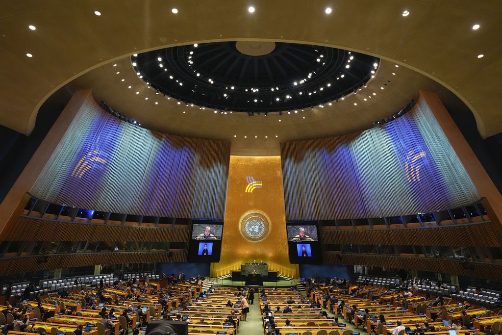 Menteri Luar Negeri Meksiko Alicia B&Atilde;&iexcl;rcena menyampaikan pidato di hadapan Majelis Umum Perserikatan Bangsa-Bangsa selama KTT untuk Masa Depan, Minggu (22/9/2024).