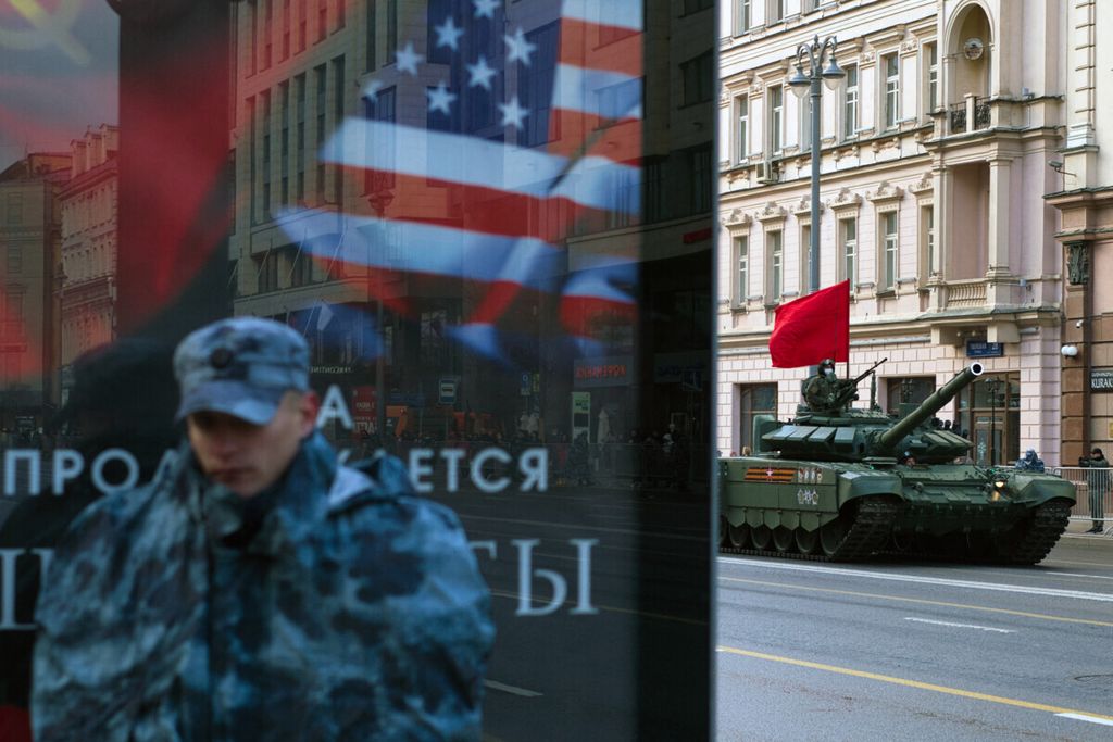  A military vehicle drives along Tverskaya street during a rehearsal for the WWII Victory Parade in Moscow on May 4, 2021. – The Victory Day parade at the Red Square on May 9, 2021, marks the 76th anniversary since the capitulation of Nazi Germany in WWII. 