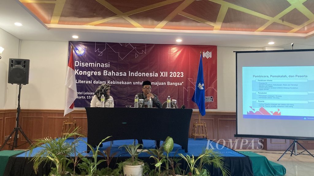 Suasana diseminasi Diseminasi Kongres Bahasa Indonesia XII 2023 berlangsung di Jakarta pada Senin (15/5/2023). Kongres Bahasa Indonesia adalah kegiatan lima tahunan untuk membicarakan berbagai isu kebahasaan dan kesastraan di Indonesia.