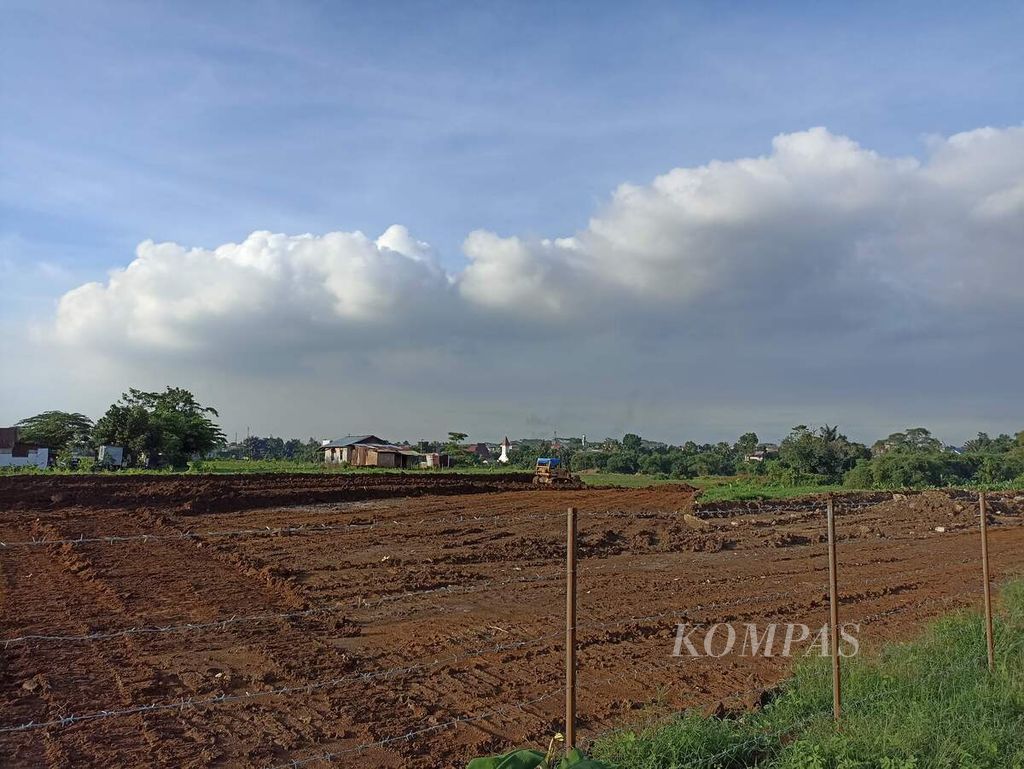 Lahan konflik agraria di Desa Simalingkar A, Kecamatan Pancur Baru, Kabupaten Deli Serdang, Sumatera Utara, sudah dibersihkan pada Jumat (24/6/2022). 
