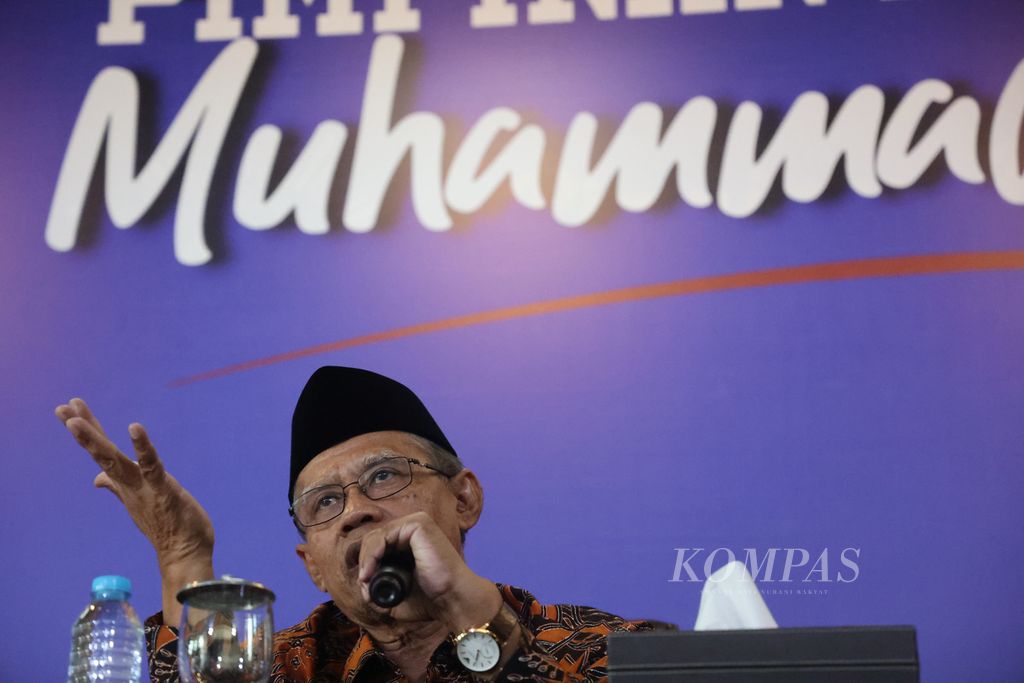 Ketua Umum Pimpinan Pusat Muhammadiyah Haedar Nashir di Kantor PP Muhammadiyah, Yogyakarta, Kamis (29/12/2022). 
