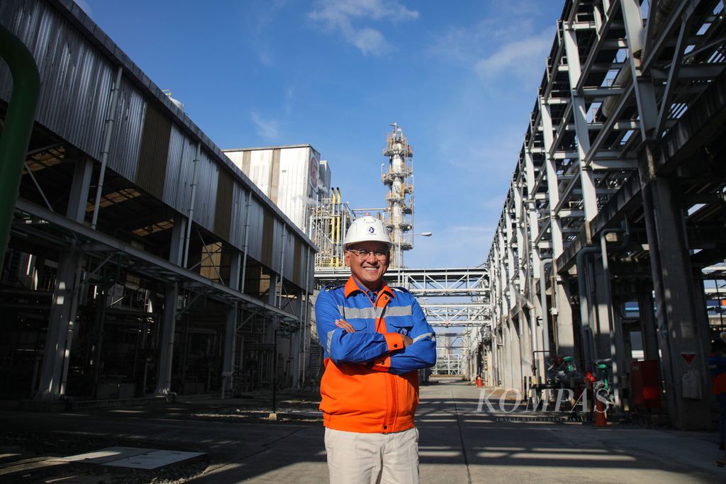 Rahmad Pribadi, who currently serves as the President Director of PT Pupuk Indonesia, was photographed at the Pupuk Kalimantan Timur plant in Bontang, East Kalimantan, on Sunday (23/7/2023).
