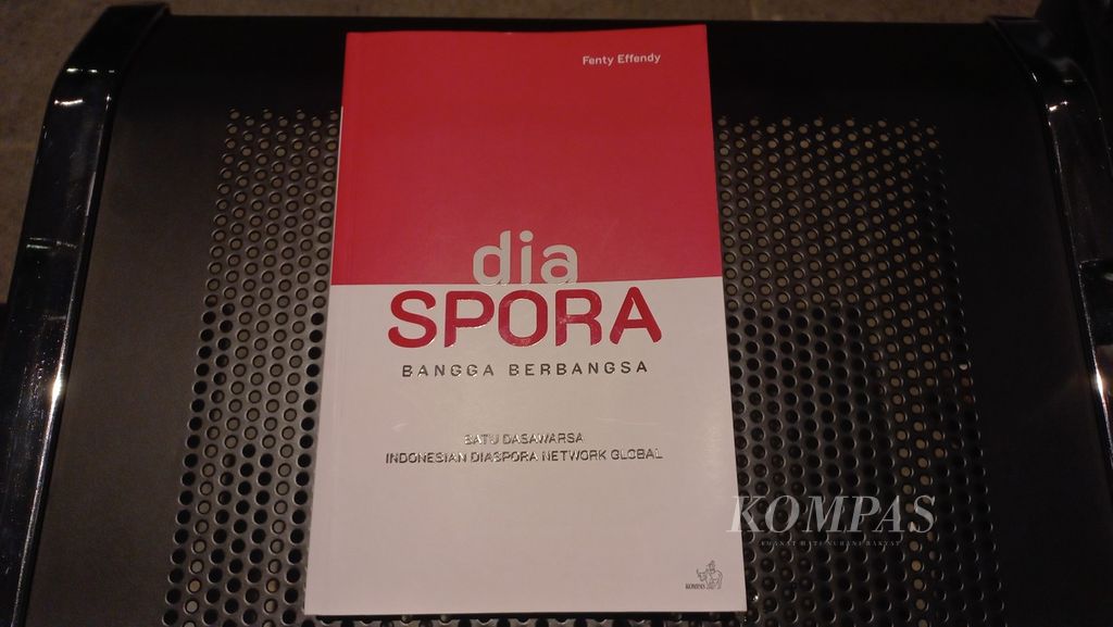 Buku <i>Diaspora, Bangga Berbangsa. Satu Dasawarsa Indonesian Diaspora Network Global</i> yang dibedah di Kompas Institute, Gedung Kompas, Jakarta, Sabtu (20/1/20204).