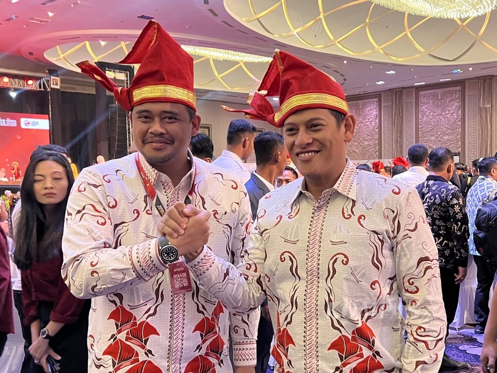 Wali Kota Medan Bobby Nasution (kiri) menjadi salah satu wali kota yang hadir pada Rakernas XVI Apeksi di Makassar, Sulsel, Rabu (12/7/2023).