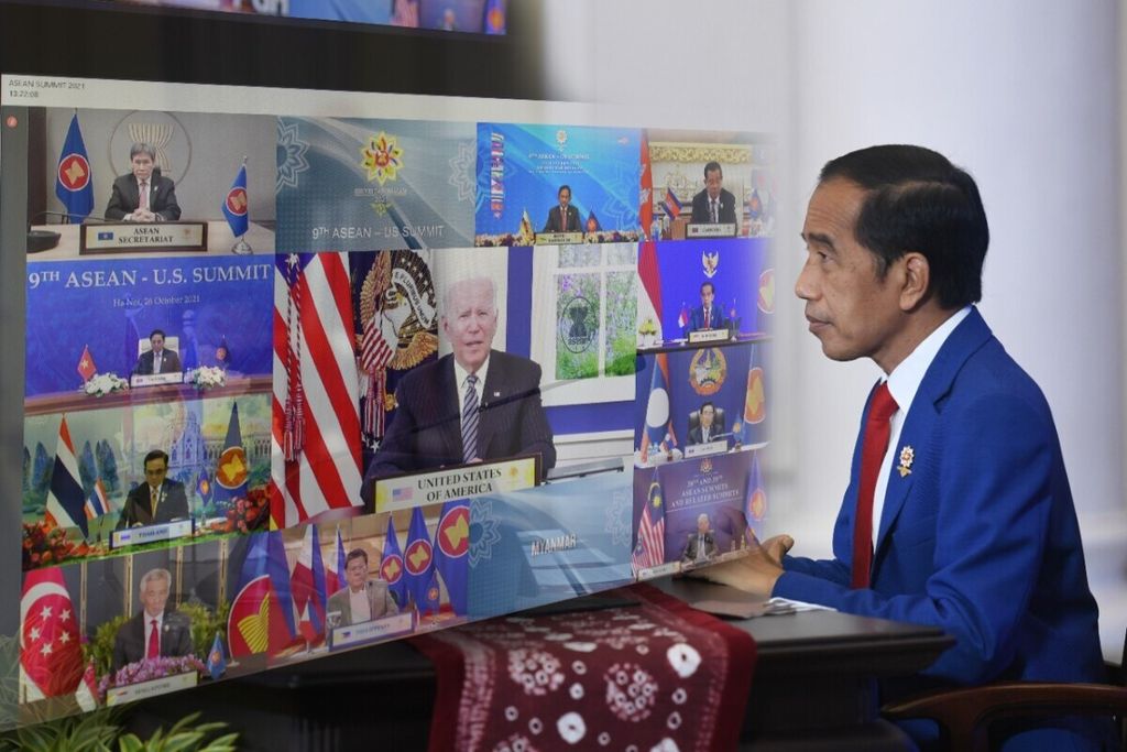 Presiden Joko Widodo menyampaikan tiga harapan terkait hubungan antara ASEAN dan Amerika Serikat ke depan dalam pidatonya saat menghadiri KTT Ke-9 ASEAN-AS yang digelar secara virtual, Selasa (26/10/2021).