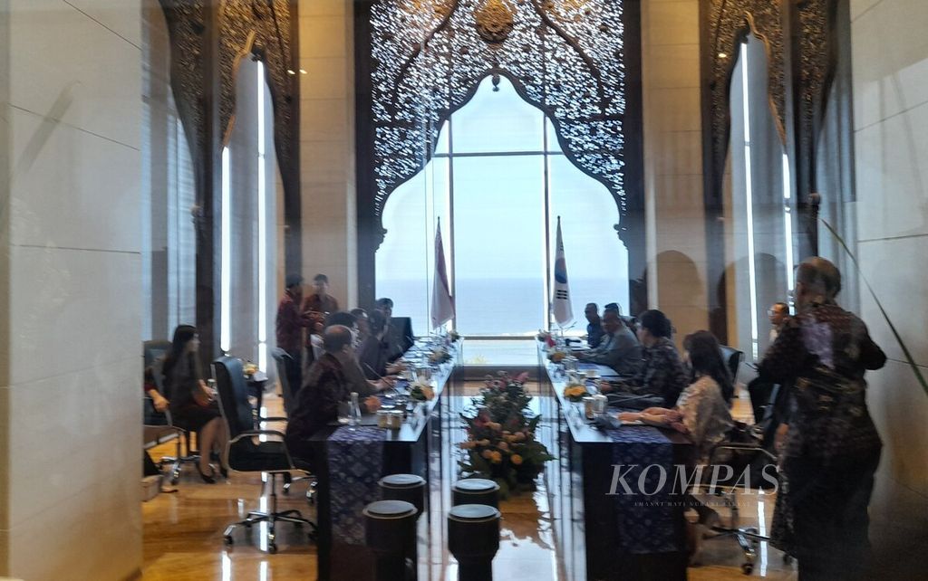 Bank Indonesia dan Bank of Korea mengadakan pertemuan tingkat tinggi atau <i>high level meeting </i>(HLM) di The Apurva Kempinski Bali, Nusa Dua, Kuta Selatan, Kabupaten Badung, Bali, Minggu (10/12/2023).