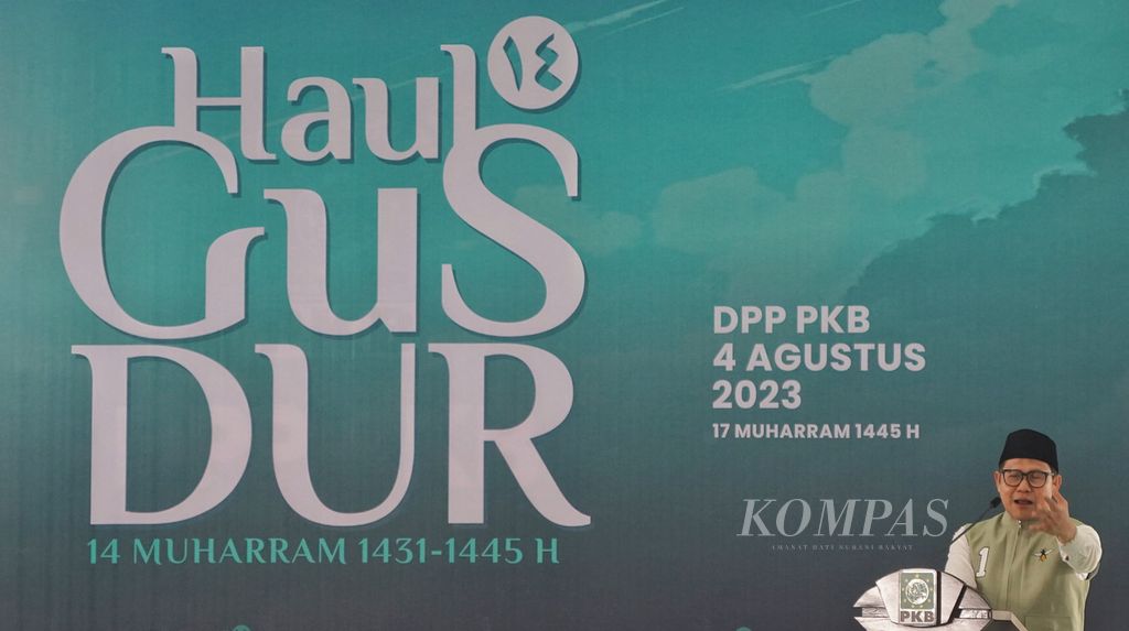 Ketua Umum Partai Kebangkitan Bangsa (PKB) Muhaimin Iskandar menyampaikan sambutannya pada Haul Ke-14 Gus Dur oleh PKB di Kantor DPP PKB, Jakarta, Jumat (4/8/2023). 