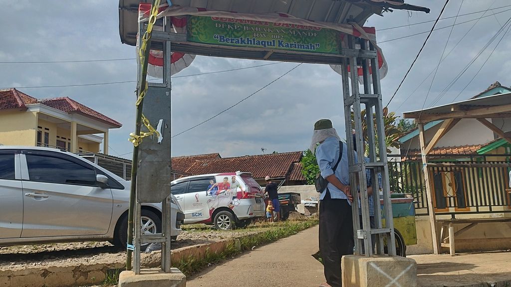 Kampung Babakan Mande, Desa Gunungsari, Kecamatan Ciranjang, Kabupaten Cianjur, Jawa Barat, Minggu (22/1/2023). 