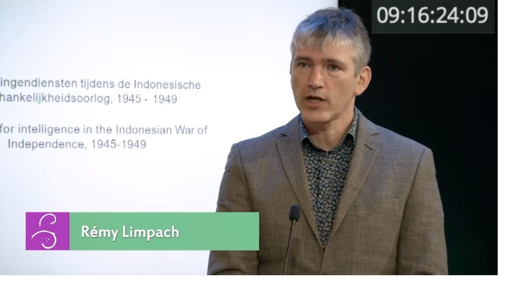 Tangkapan layar peneliti senior NIMH, Remy Limpach, saat memublikasikan hasil penelitian Kemerdekaan, Dekolonisasi, Kekerasan, dan Perang di Indonesia, 1945—1950, yang disiarkan secara daring dari Belanda, Kamis (17/2/2022).