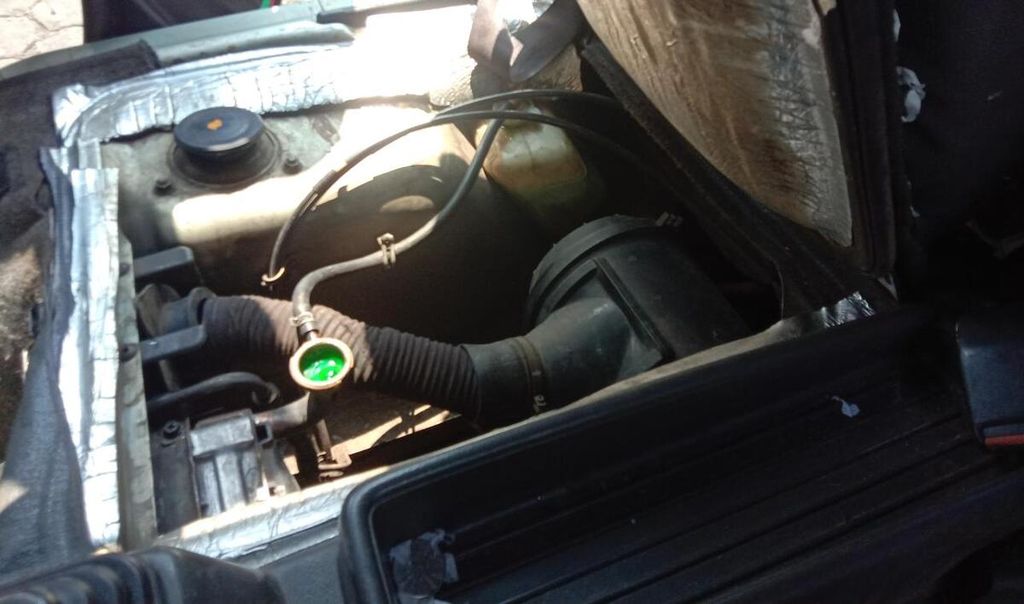 Kondisi radiator mobil yang diduga bocor sehingga sering mogok, Sabtu (7/5/2022).