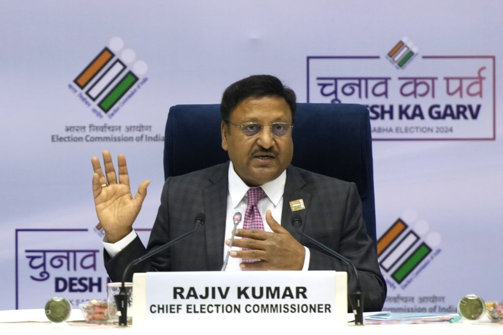 Ketua Komisi Pemilihan Umum India Rajiv Kumar di New Delhi, India, Sabtu (16/3/2024), menjelaskan tujuh tahapan penyelenggaraan pemilu India. Pemilu di India akan berlangsung mulai 19 April hingga 1 Juni 2024. 