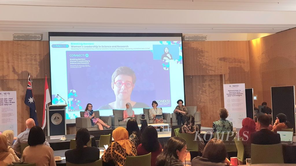Diskusi penguatan perempuan di bidang Sains, Teknologi, Teknik, dan Matematika (STEM) di Kedutaan Besar Australia di Jakarta, Selasa (20/2/2024).