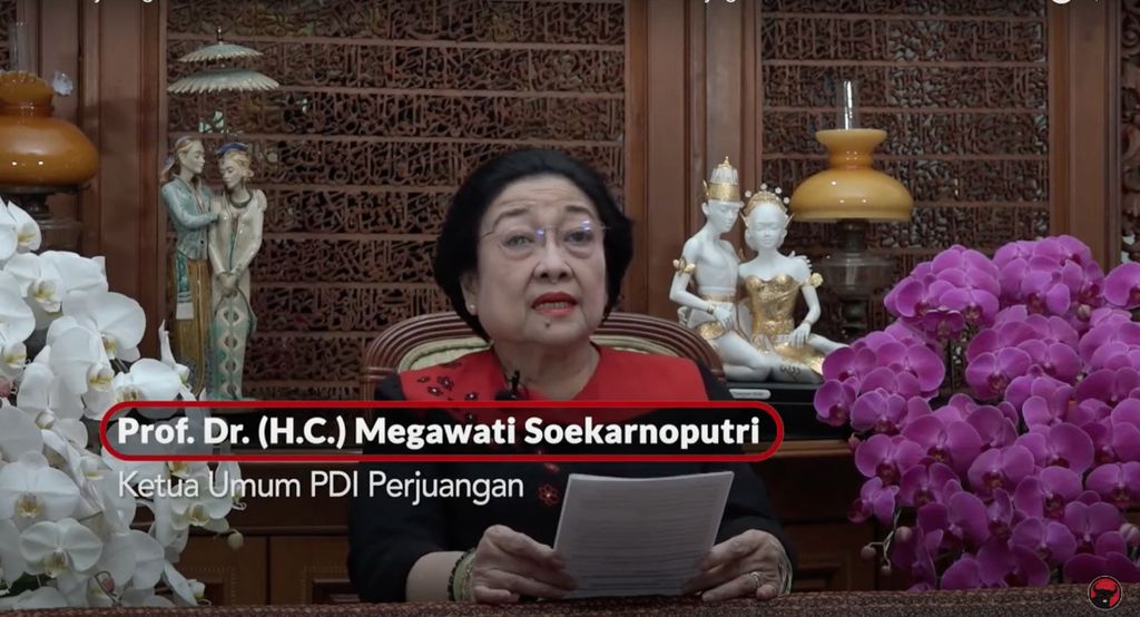 Ketua Umum PDI-P memberikan sambutan secara virtual dalam acara Bersama Merawat Indonesia, Sabtu (12/2/2022).