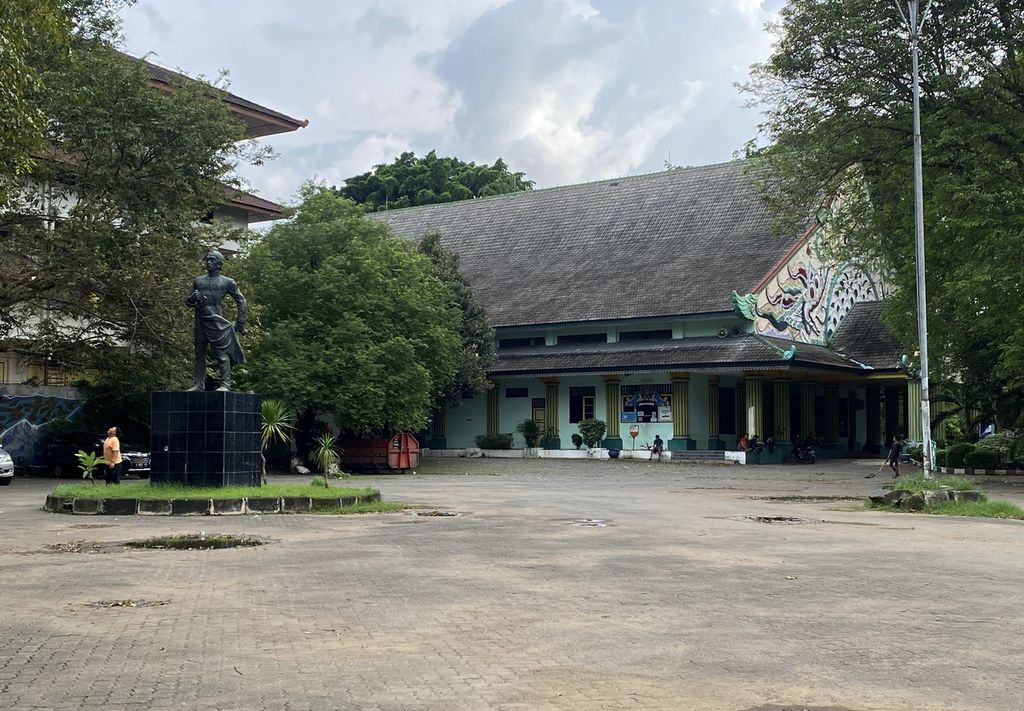Suasana Gedung Ki Narto Sabdo di kompleks Taman Budaya Raden Saleh (TBRS), Kecamatan Candisari, Kota Semarang, Jawa Tengah, Rabu (19/1/2022). Di gedung tersebut wayang orang Ngesti Pandowo berpentas.