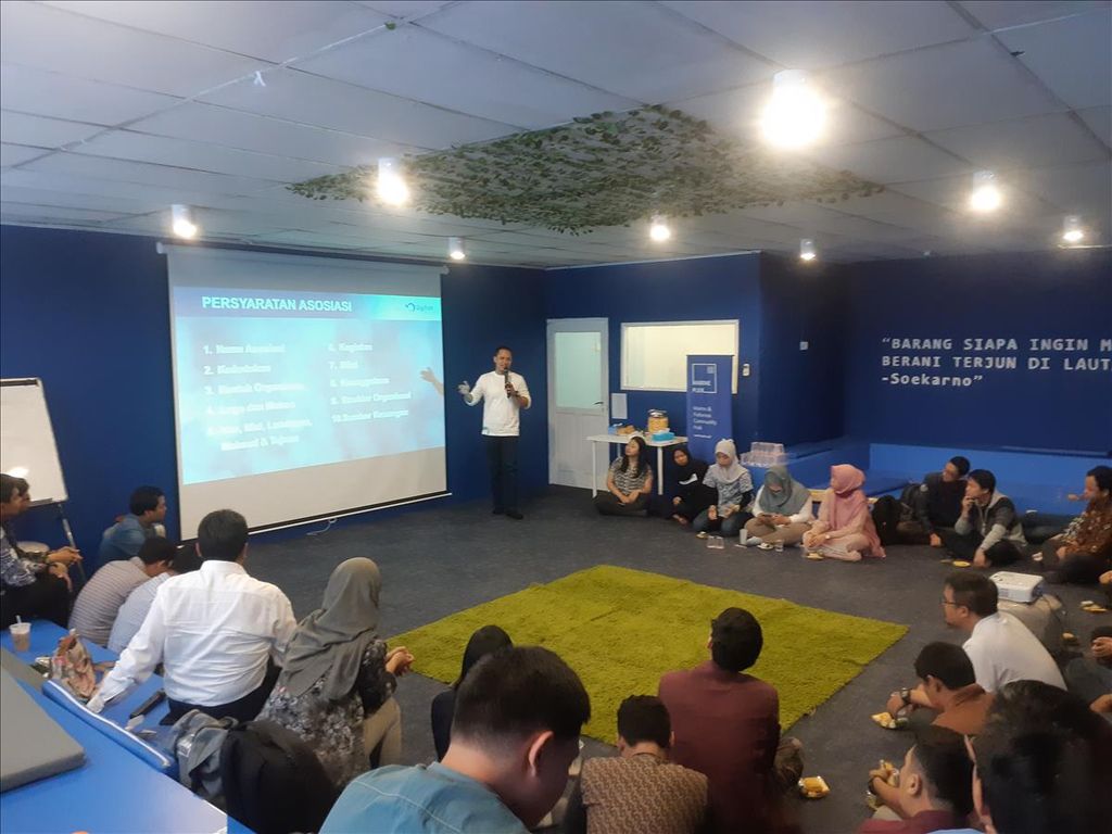Pertemuan antarpelaku usaha rintisan digital kelautan dan perikanan Digifish Network, di Jakarta, awal Agustus 2019. Komunitas pelaku usaha rintisan digital menjadi wadah para pelaku untuk bertukar informasi hingga kolaborasi bisnis.