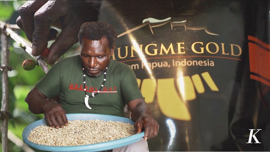Indonesia is one of the fourth largest coffee producing countries in the world. One of the well-known coffees from Indonesia, which is eyed by the world's major coffee franchises, comes from Papua, the name is Amungme Gold coffee.