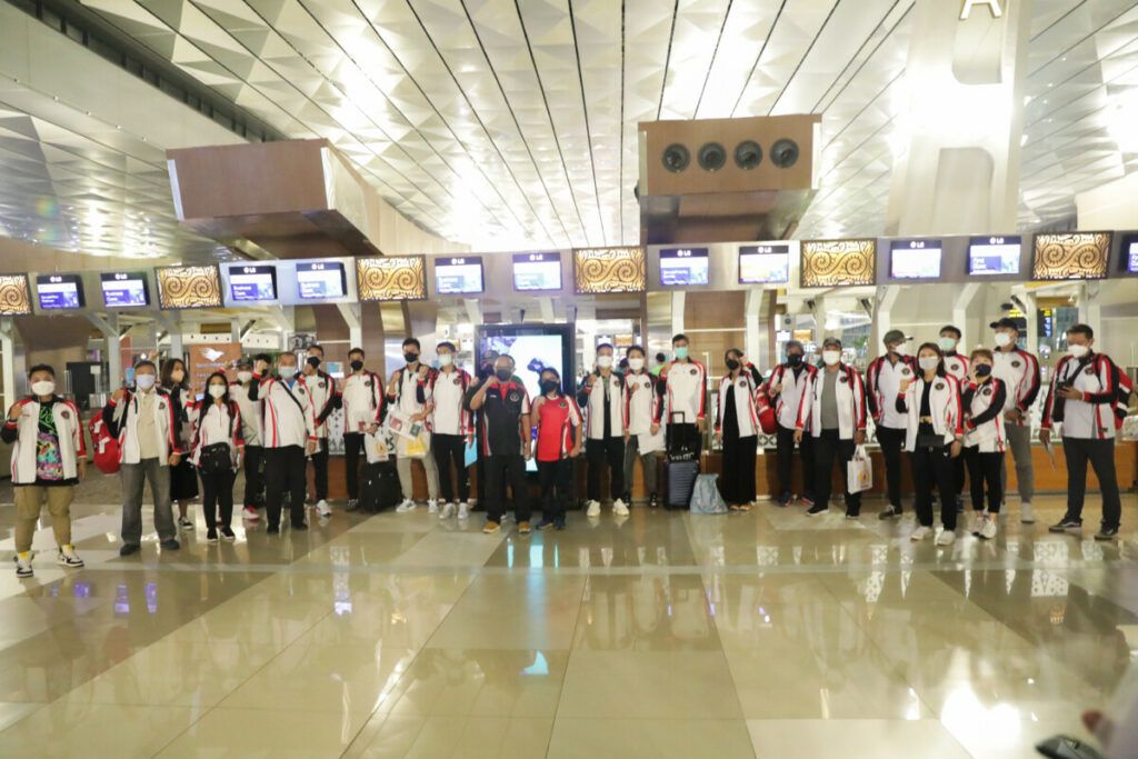Tim bulu tangkis Indonesia berangkat ke Olimpiade Tokyo 2020, Kamis (8/7/2021).
