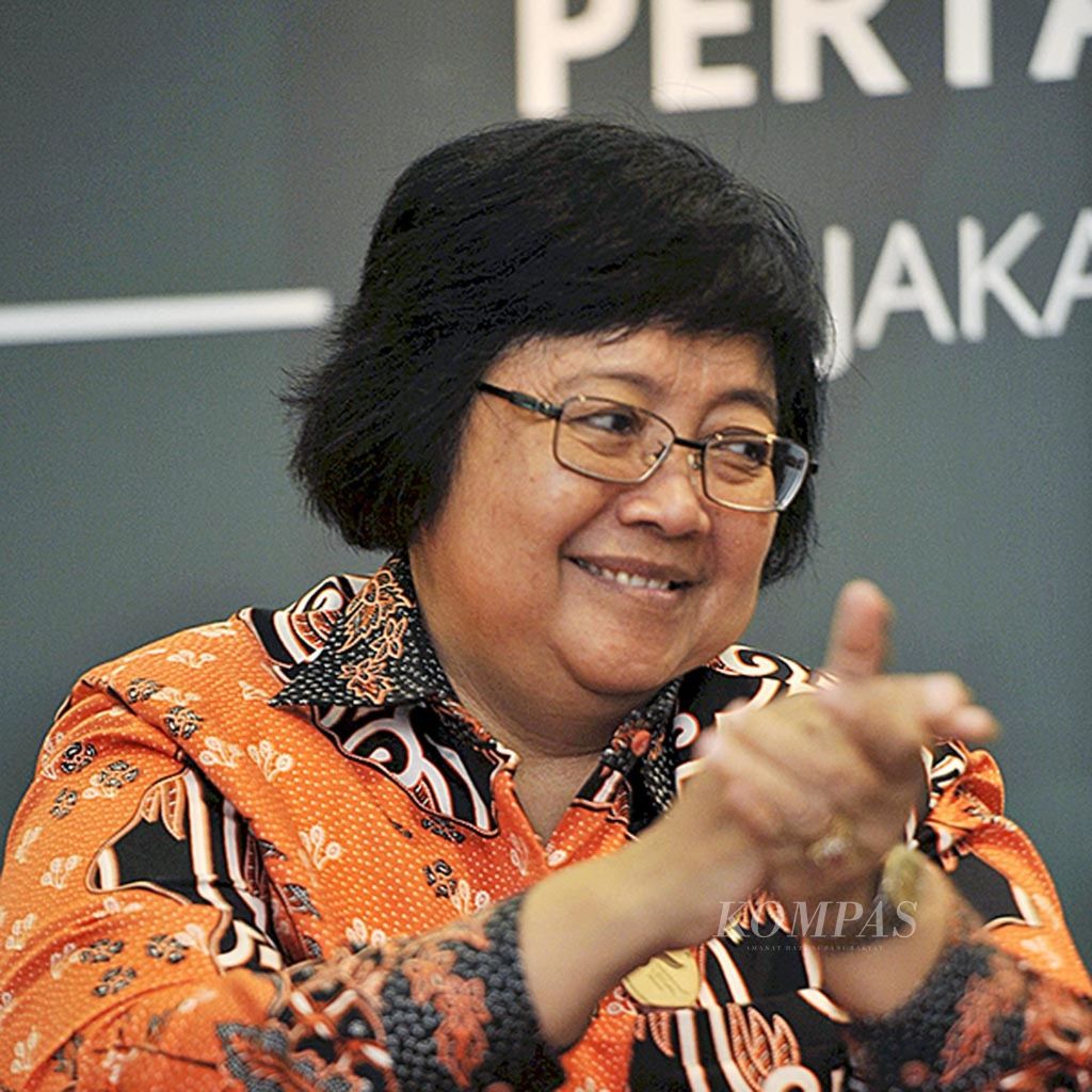 Menteri Lingkungan Hidup dan Kehutanan Siti Nurbaya Bakar.