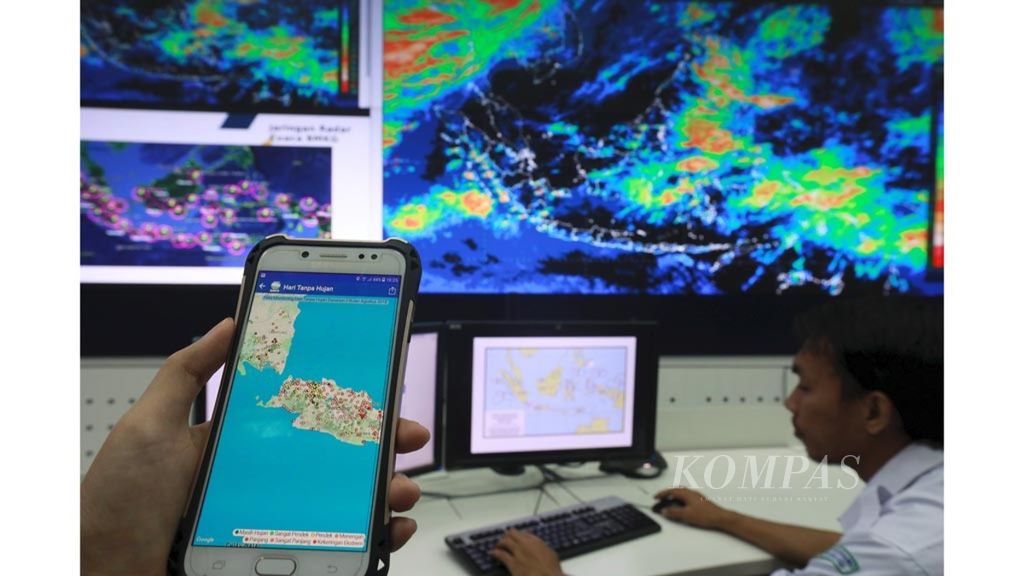 Badan Meteorologi, Klimatologi, dan Geofisika (BMKG) meluncurkan Produk Inovasi 4.0 berupa tiga aplikasi, yaitu InaTEWS 4.0, InfoBMKG 4.0, dan GeoHotspot 4.0, di Gedung BMKG, Kemayoran, Jakarta Pusat, Kamis (30/8), yang diresmikan Wakil Presiden Jusuf Kalla. InaTEWS 4.0 adalah Tsunami Early Warning System untuk mendeteksi gempa bumi, peringatan dini tsunami seluruh Indonesia.