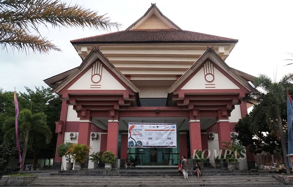 Gedung Teater Besar ISI Surakarta, Surakarta, Jawa Tengah, Jumat (8/11/2019).