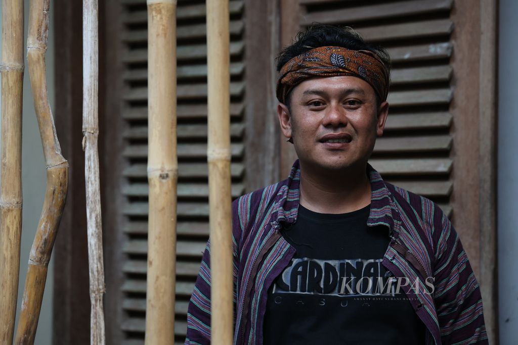 Singgih Arif Kusnadi, Ketua Padepokan Wargo Budoyo di Kabupaten Magelang, Jawa Tengah. 