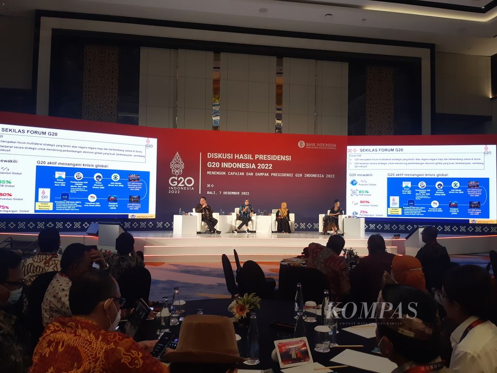 Suasana diskusi hasil Presidensi G20 Indonesia 2022 dengan tema Menengok Capaian dan Dampak Presidensi G20 Indonesia”, Rabu (7/12/2022), di Bali. Kegiatan yang digelar Bank Indonesia ini menghadirkan sejumlah pembicara yang membedah dampak dari forum multilateral itu.